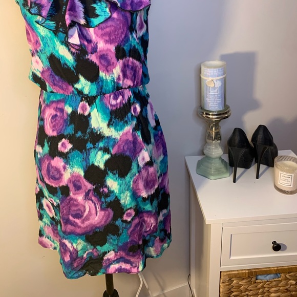 Airy Painted Dress - Picture 2 of 3